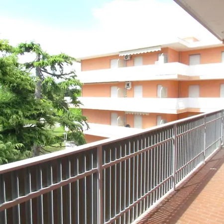 Spend Your In An Amazing Apartment *